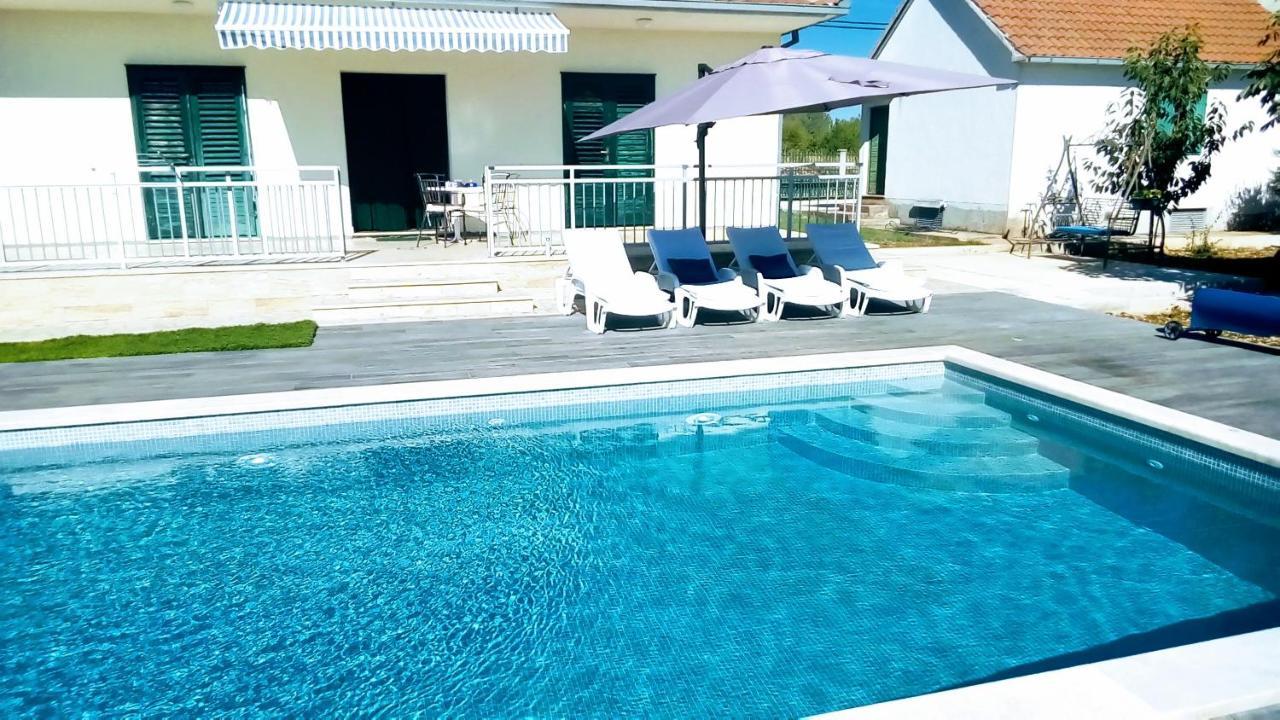 Villa Endi,A Gem Near Sibenik Unesic Kültér fotó