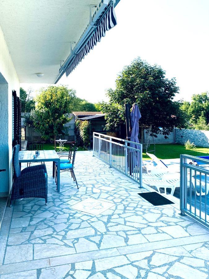 Villa Endi,A Gem Near Sibenik Unesic Kültér fotó