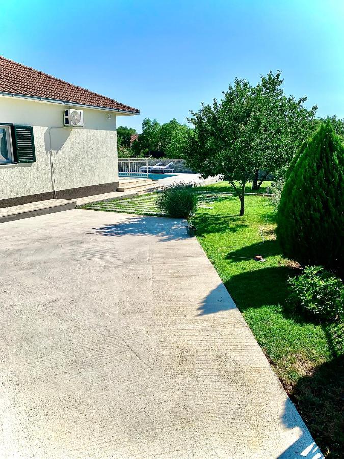 Villa Endi,A Gem Near Sibenik Unesic Kültér fotó